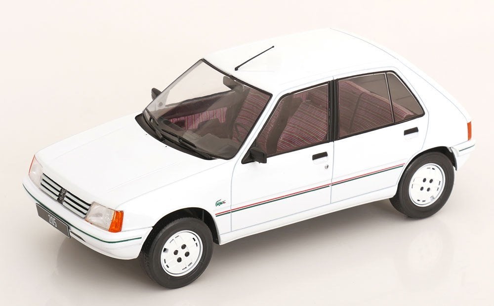 Peugeot 205 Lacoste, 1/18, MCG, Overige merken, MCG, Auto, .