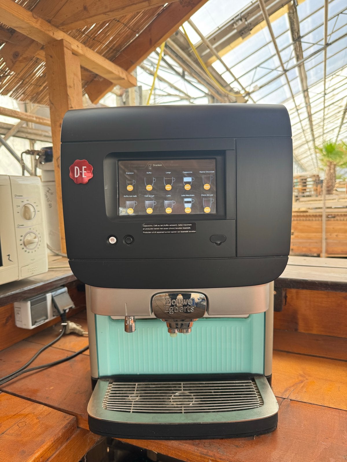 Douwe Egberts Koffiemachine - Perfect voor elk kantoor, Witgoed en Apparatuur, Koffiezetapparaten, Ophalen, Overige typen, 10 kopjes of meer