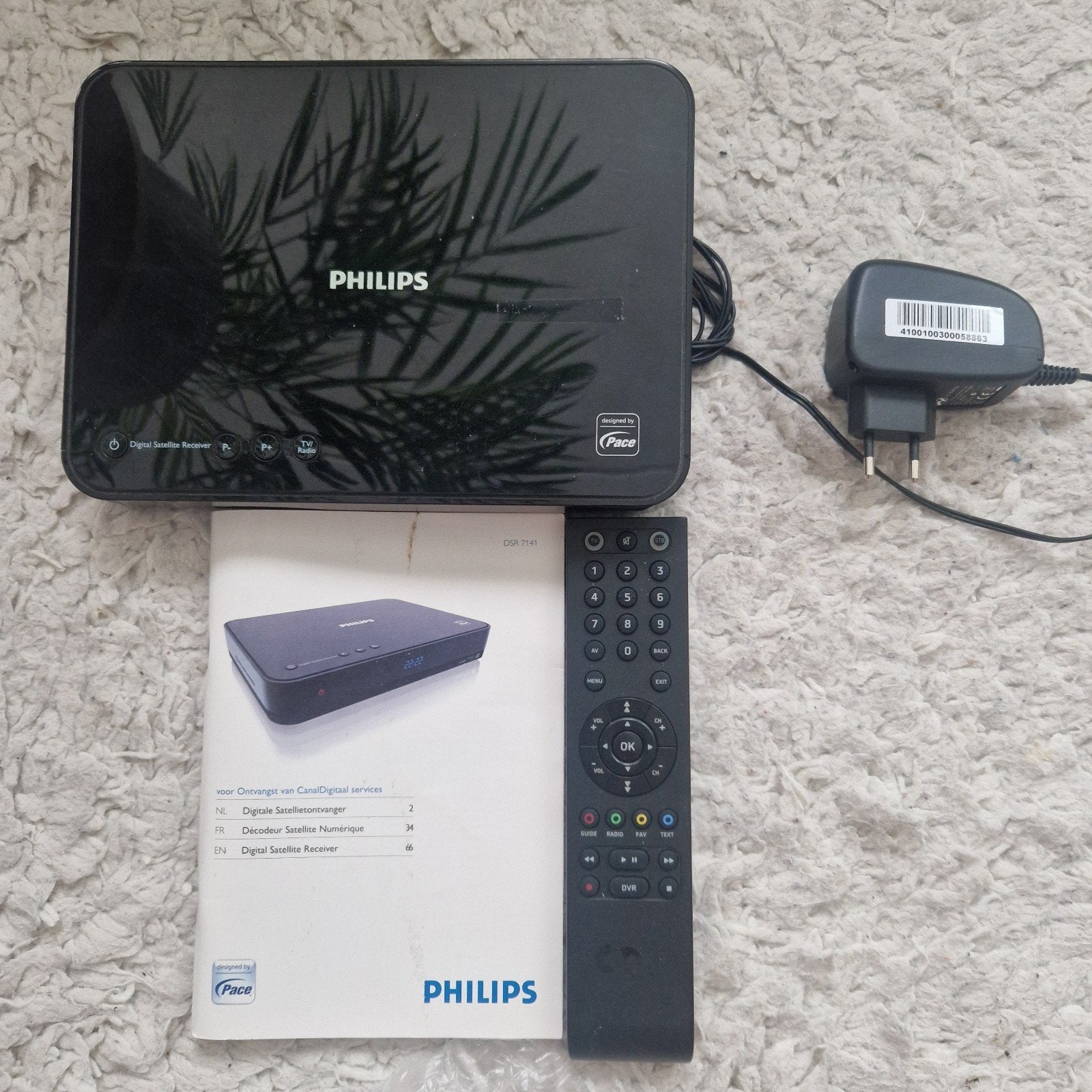 Philips DSR7141/22 Digitale Satellietontvanger, Ophalen of Verzenden, Zo goed als nieuw, Decoder