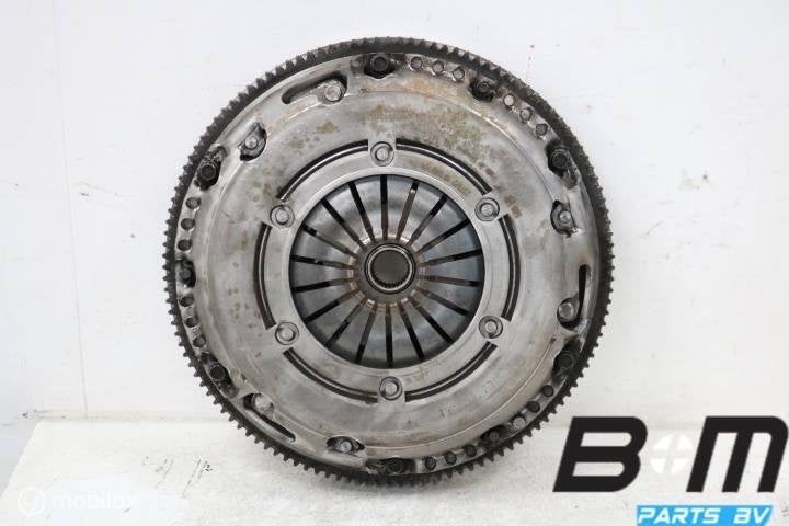 Vliegwiel + koppeling VW Golf 7 04E105269G, Gebruikt