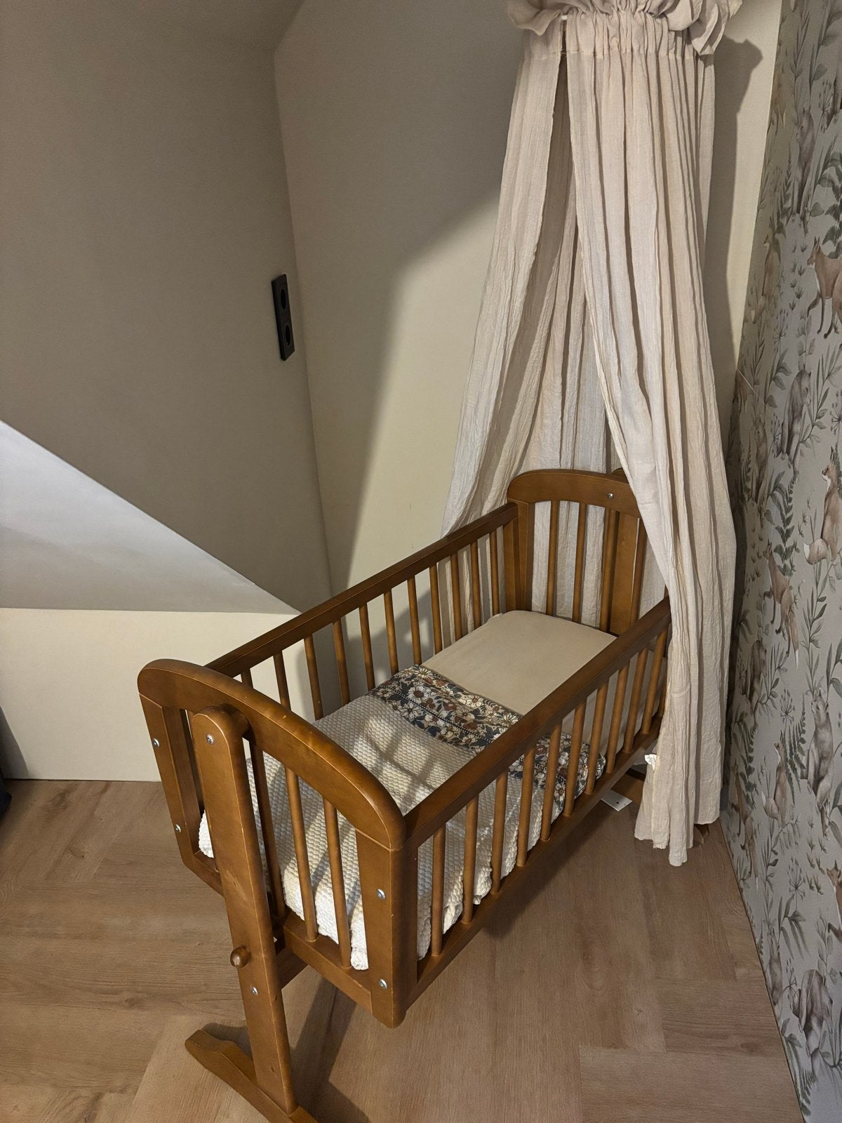 Houten wieg met aerosleep matras, Kinderen en Baby's, Babywiegjes en Ledikanten, Ophalen, Gebruikt, Wieg
