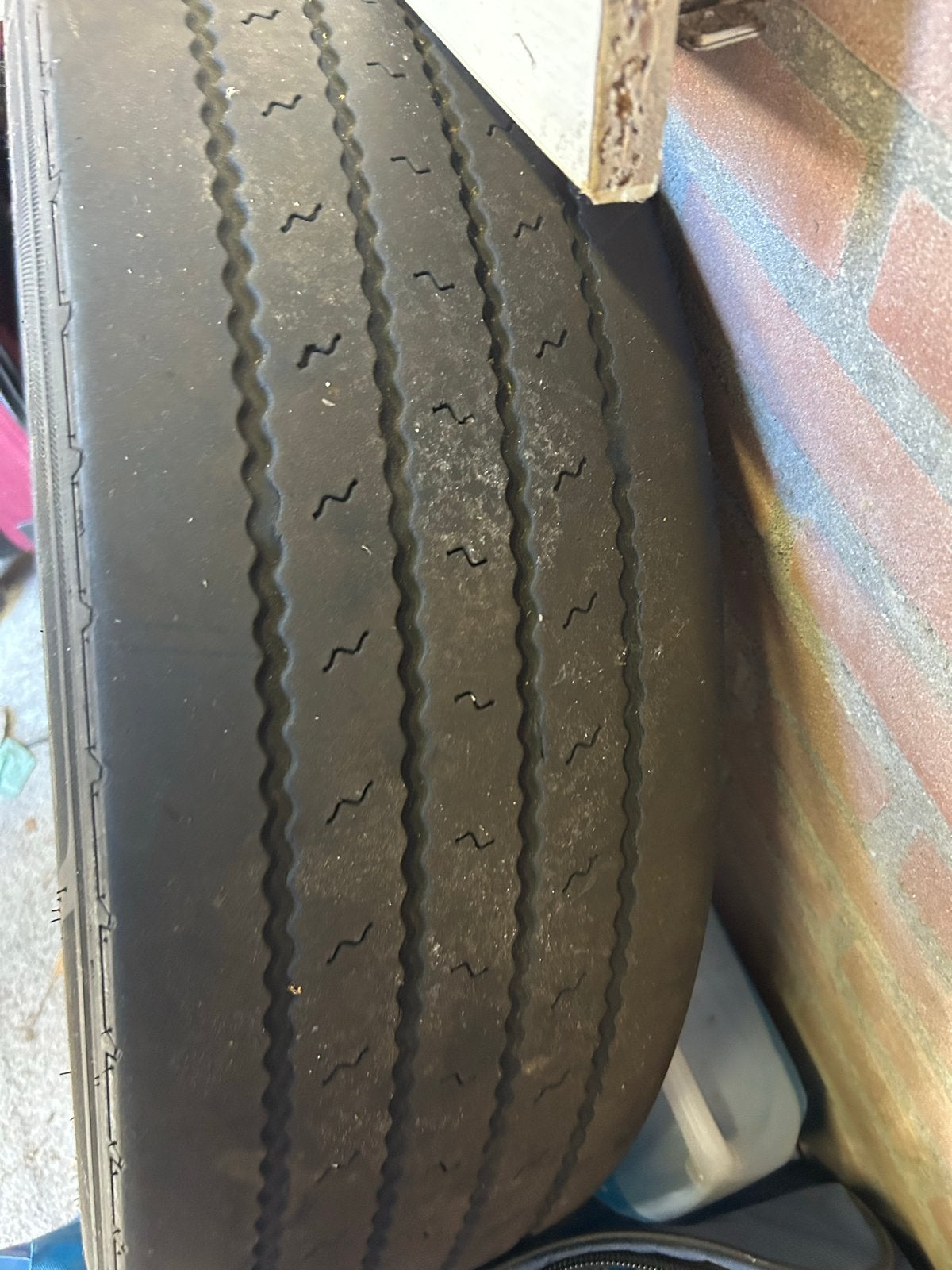 Vrachtwagen complete band 245/70R19.5, Auto-onderdelen, Banden en Velgen, Vrachtwagen, Banden en Velgen, Overige maten, Ophalen of Verzenden