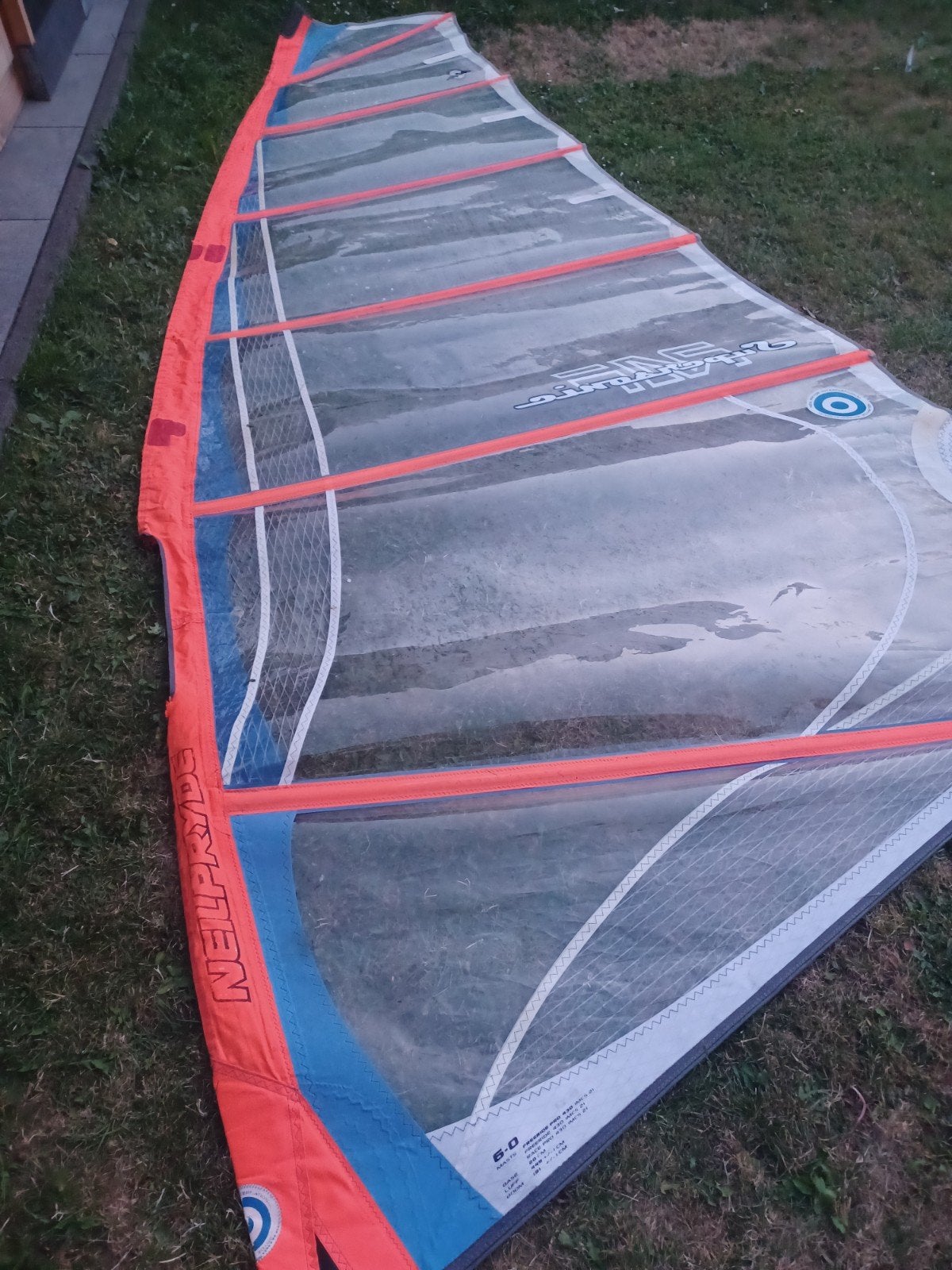 Windsurfzeilen, plank en div, Ophalen, Gebruikt, Complete set, 5 tot 6.5 m²