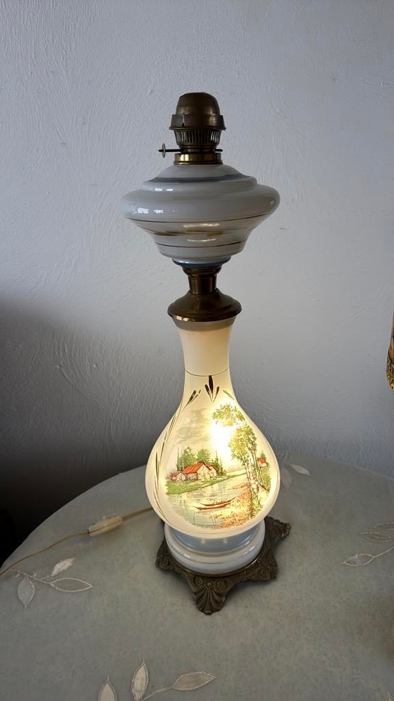 Antieke glazen lamp, Ophalen of Verzenden