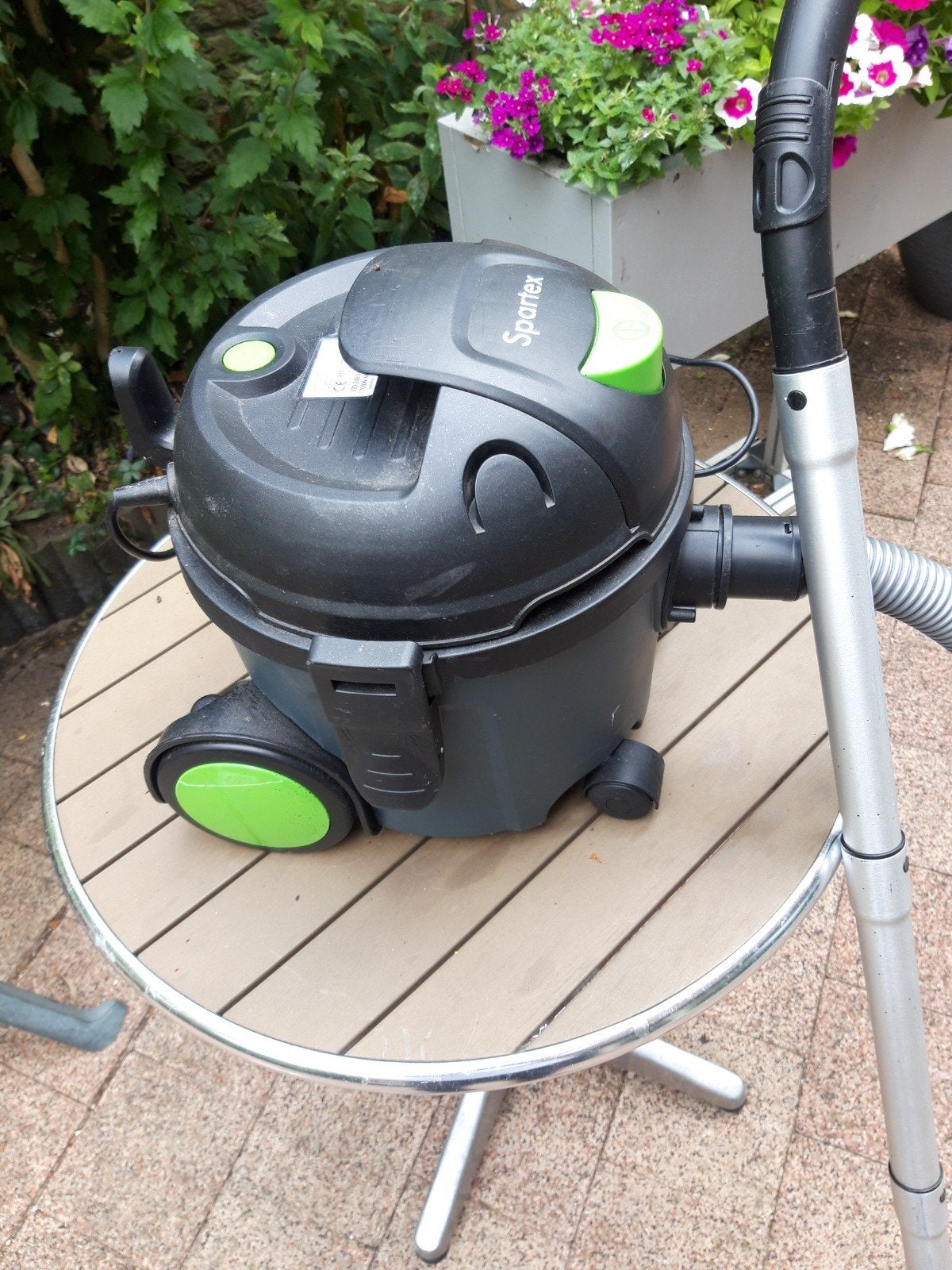 Sparttex Stofzuiger - Krachtige en veelzijdige reiniging, Gebruikt, Ophalen of Verzenden, Waterstofzuiger, Minder dan 1200 watt