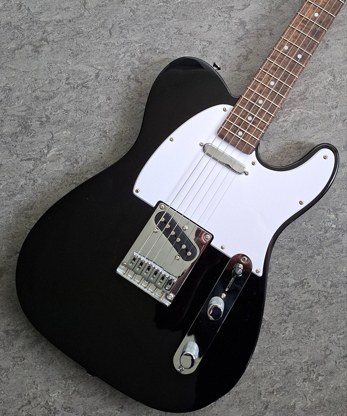 Squier Telecaster by Fender, Ophalen, Zo goed als nieuw, Solid body, Fender