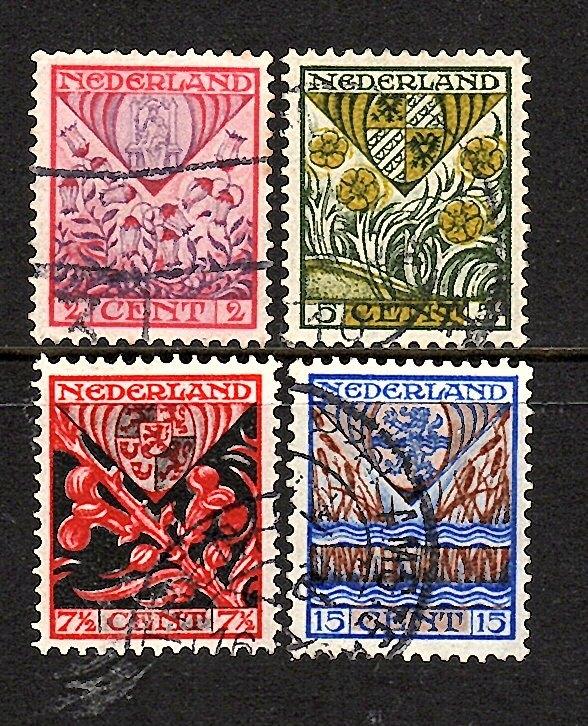 746 nvph 208-211 kinderzegels 1927 gebruikt zie scan., Ophalen of Verzenden, T/m 1940, Gestempeld