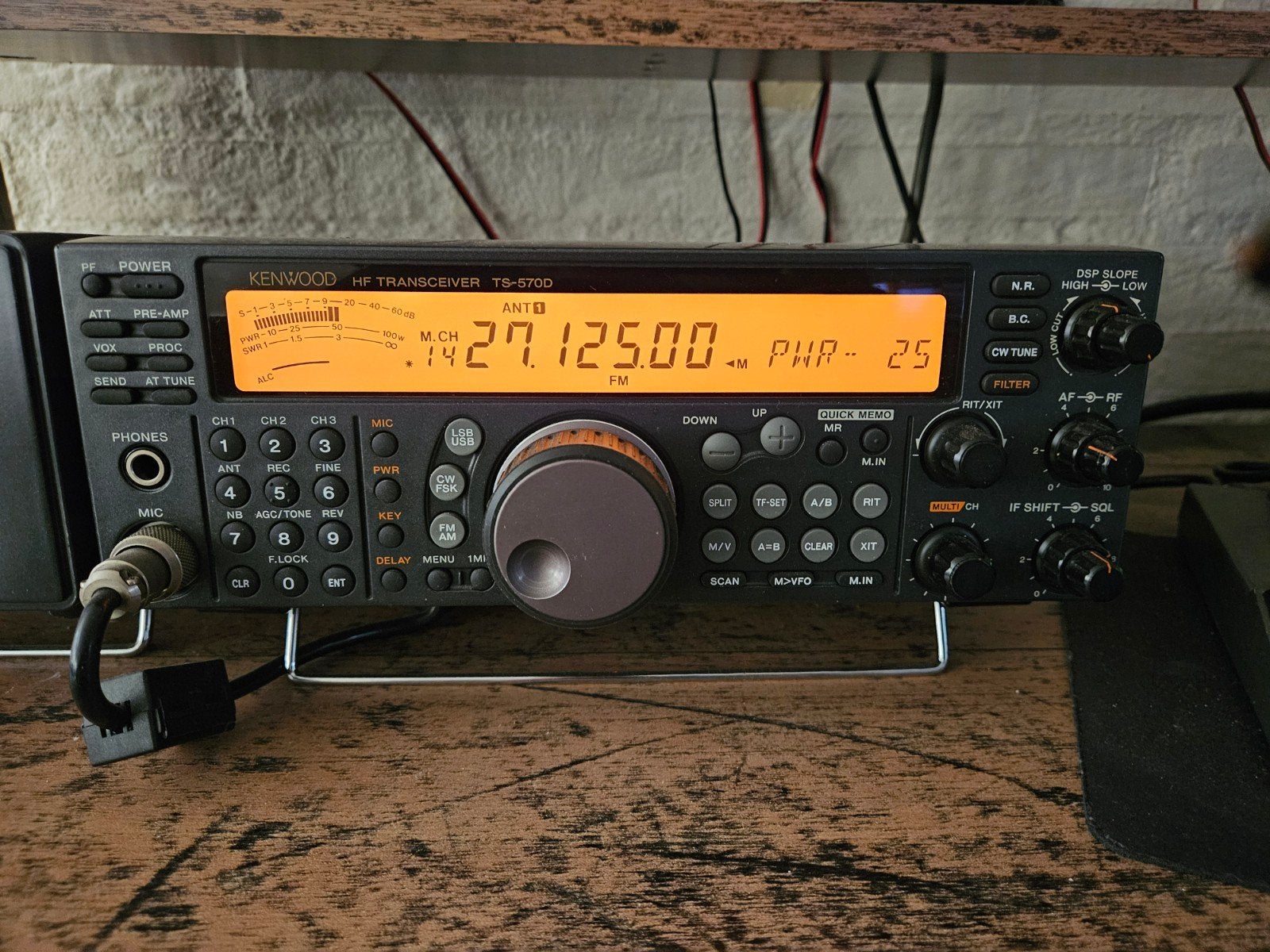 kenwood ts 570dg transciever  zie omschrijving, Telecommunicatie, Zenders en Ontvangers, Ophalen of Verzenden, Zo goed als nieuw