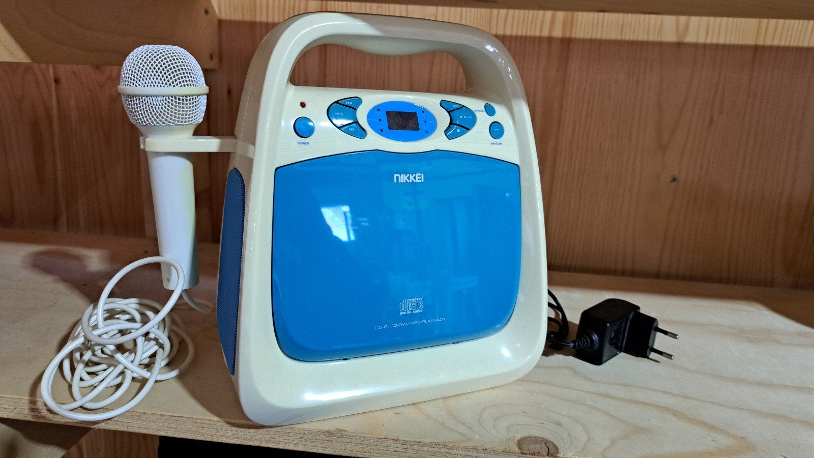 Nikkei Karaoke Set met Microfoon en CD-speler, Ophalen, Gebruikt, Complete set