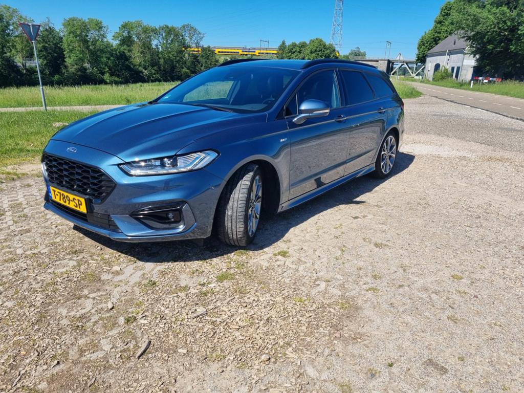 Ford Mondeo 2.0 HEV ST LINE PANORAMA 187pk Ecvt 2020 Blauw, Auto's, 4 cilinders, Mondeo, Blauw, 1616 kg