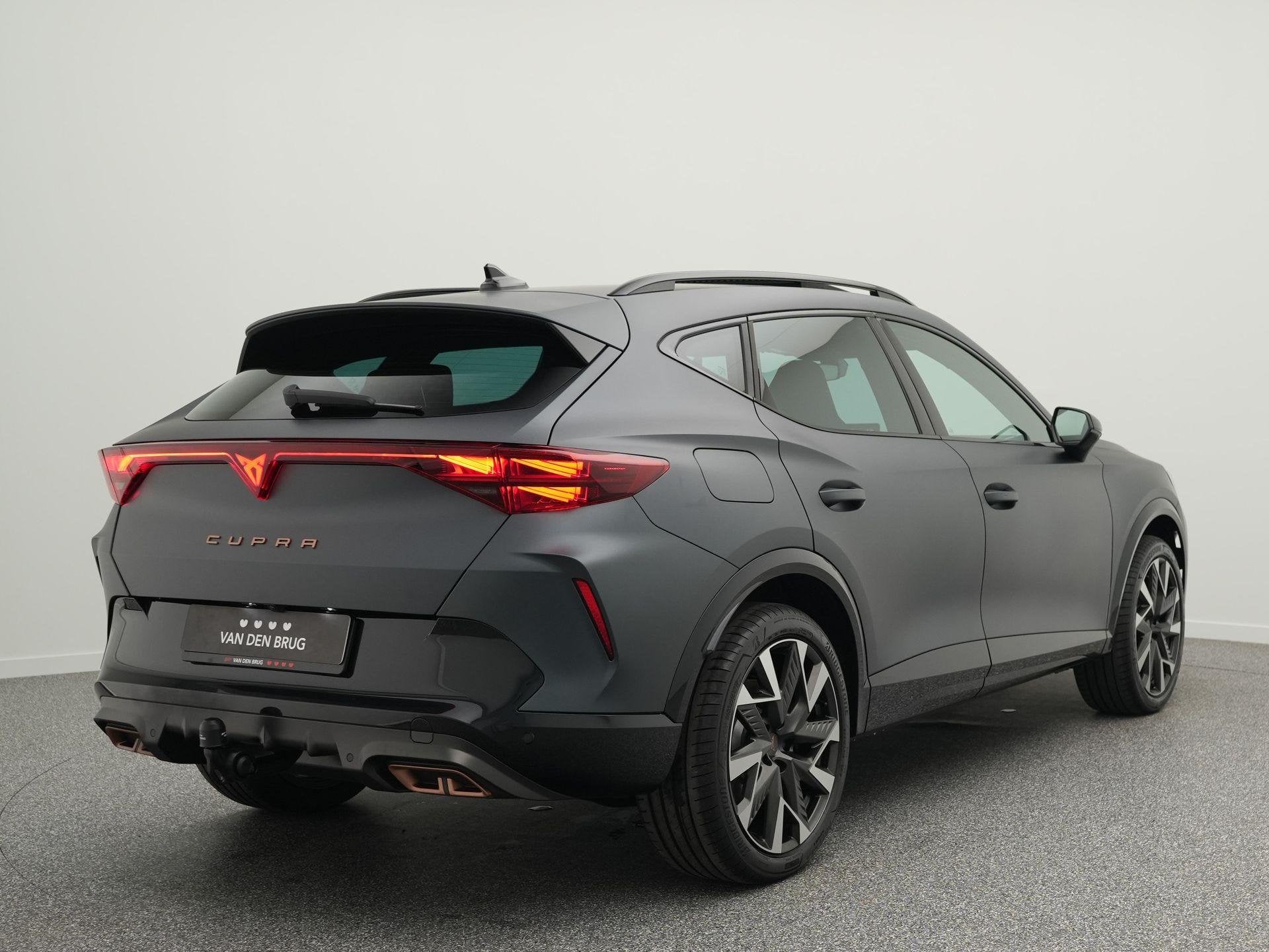 Cupra Formentor 1.5 TSI 272pk e-Hybrid VZ Performance | Trek, Auto's, 4 cilinders, Formentor, 150 min, 26 kWh
