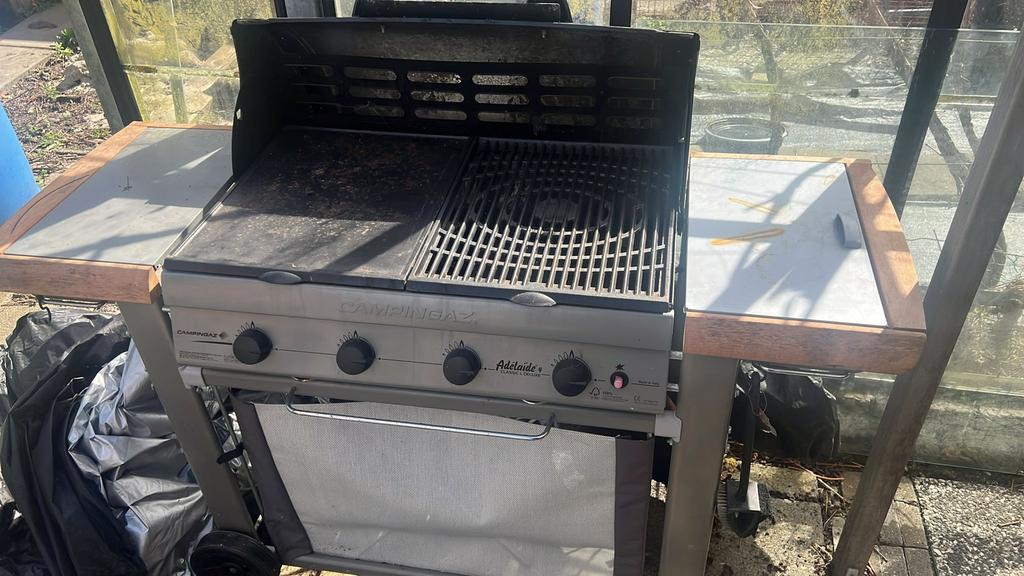 Campingaz adelaide 4 Classic L Deluxe, Tuin en Terras, Gasbarbecues, Ophalen, Gebruikt