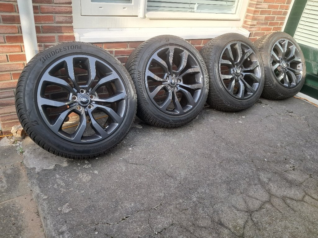 Land Rover Range Rover 21 Inch Winter wielen SVAutobiography, Ophalen, Gebruikt, 275 mm, Banden en Velgen