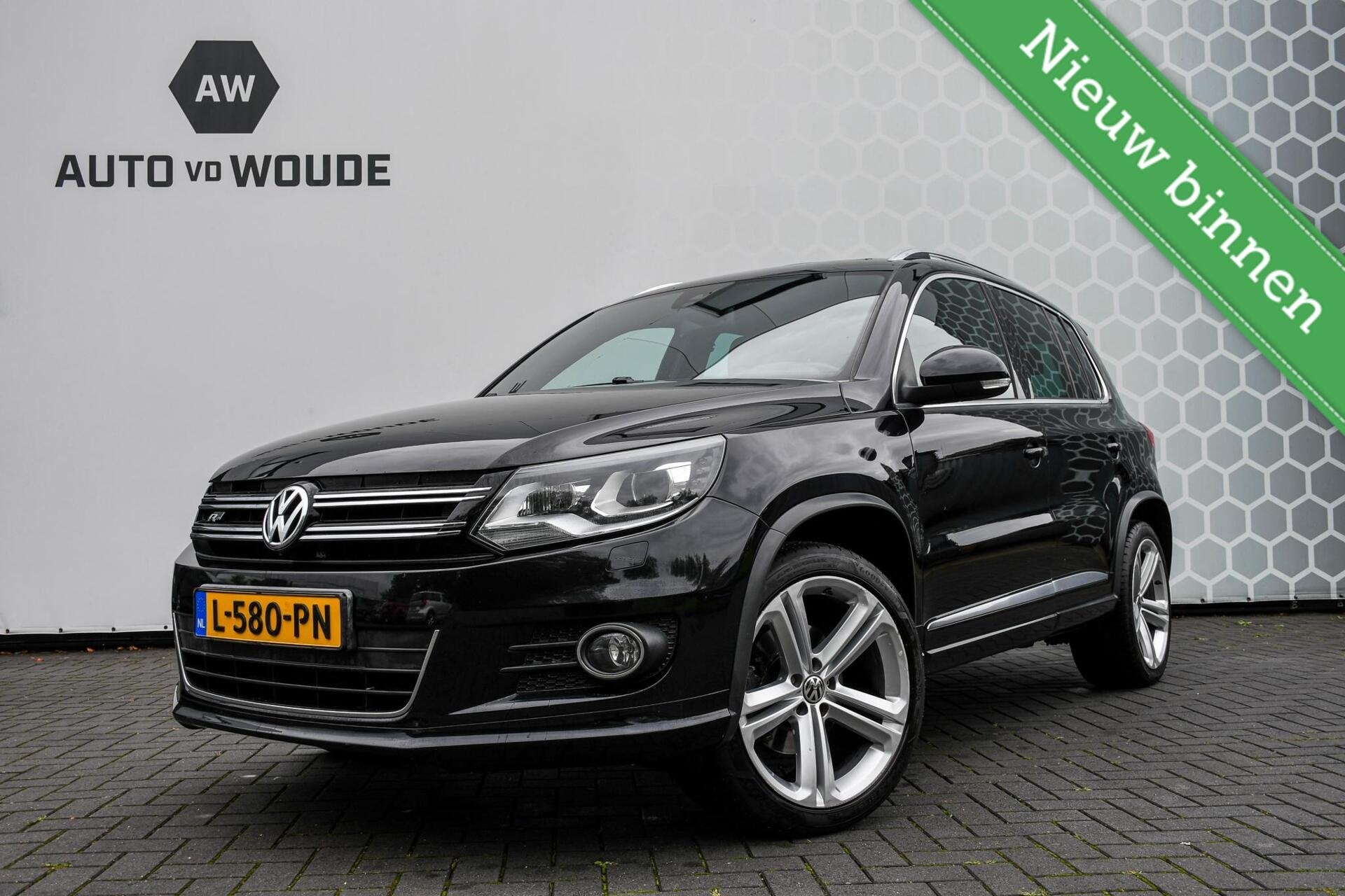 Volkswagen Tiguan 2.0 TSI Sport&Style 4Motion R-line, Auto's, Automaat, Euro 5, Stof, Gebruikt