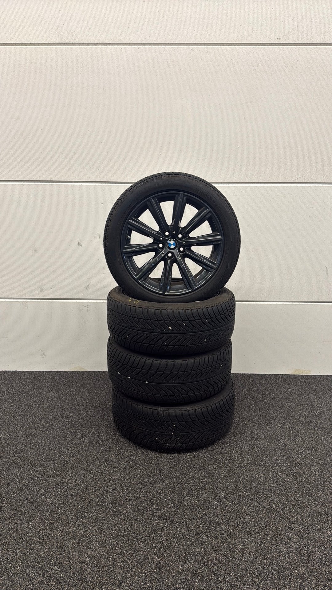 Bmw G30 G31 245/45/R18 100V, Auto-onderdelen, Ophalen, 18 inch, Winterbanden, Band(en)
