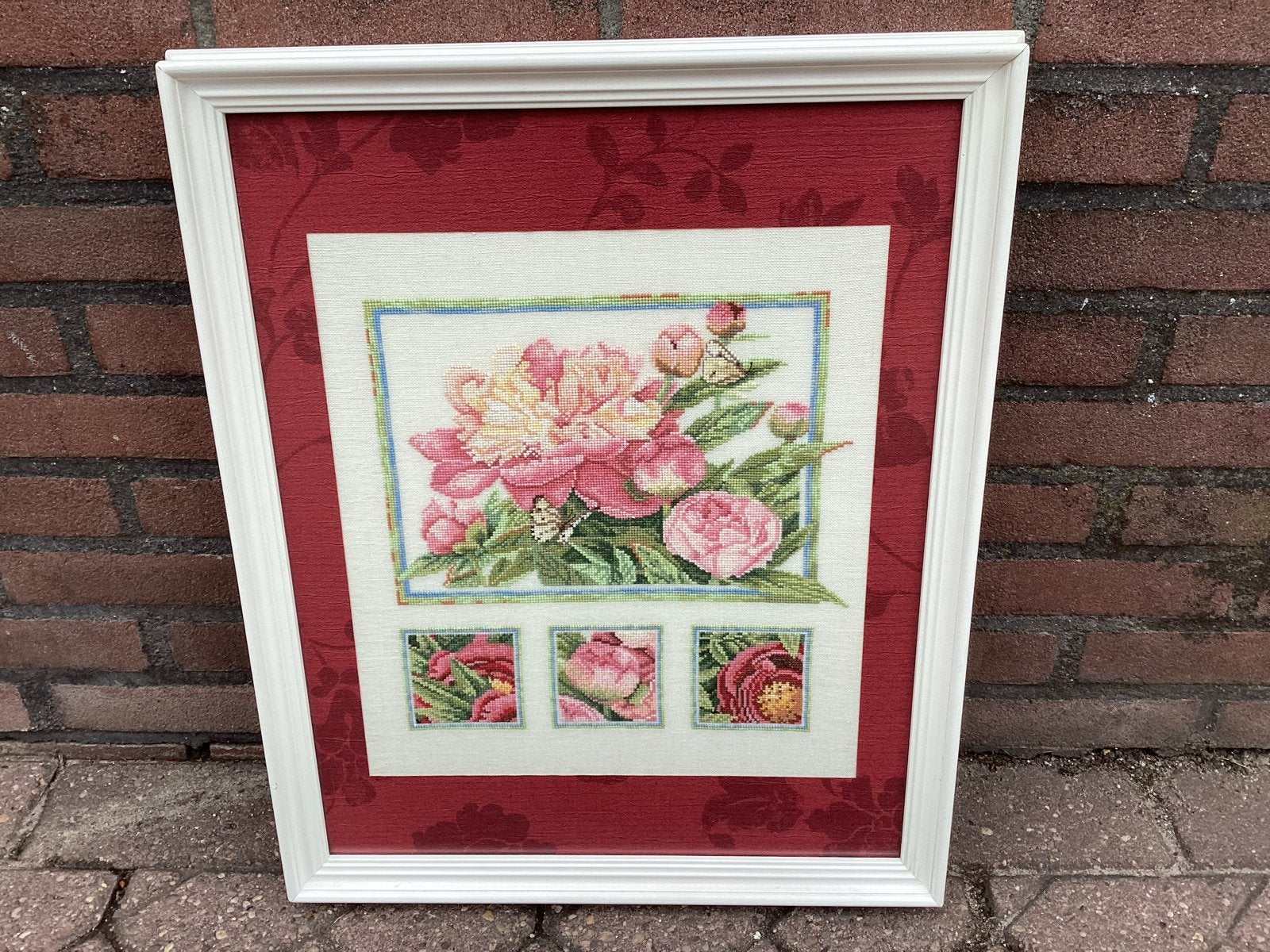 Prachtig Borduurwerk Pioenroos - Ingelijst (45x55 cm), Ophalen, Zo goed als nieuw, Handborduren, Overige typen
