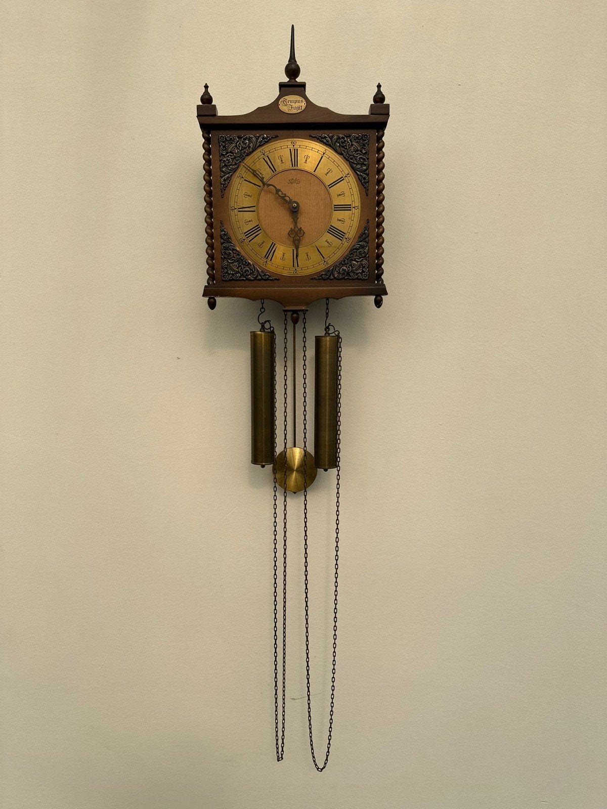 FHS Tempus Fugit Wandklok met Slagwerk, Ophalen of Verzenden