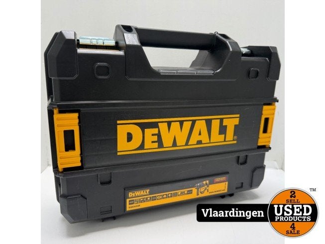 Dewalt D25333K Combihamer SDS Plus | Nieuw, Dewalt, Nieuw, Support@dewalt.com, 701 E. Joppa Road
Towson, MD 21286
USA