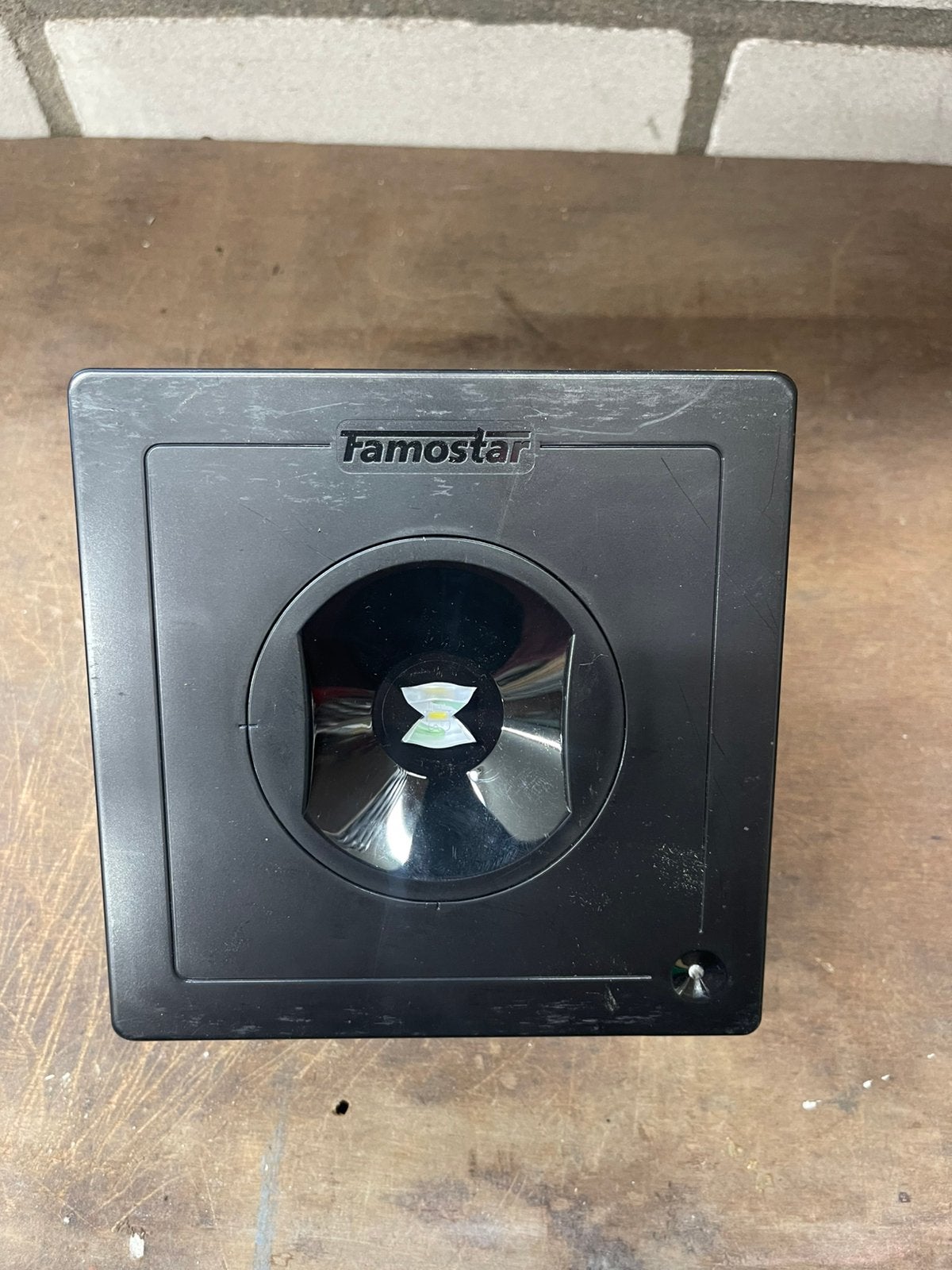 Famostar LED Noodverlichting Zwart (Gekeurd & Getest), Ophalen of Verzenden, Zo goed als nieuw, Minder dan 50 watt, Armatuur