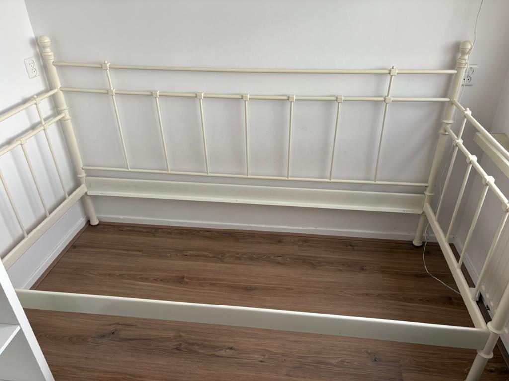 Bedframe 1 persoons, Ophalen, Gebruikt, 90 cm, Eenpersoons