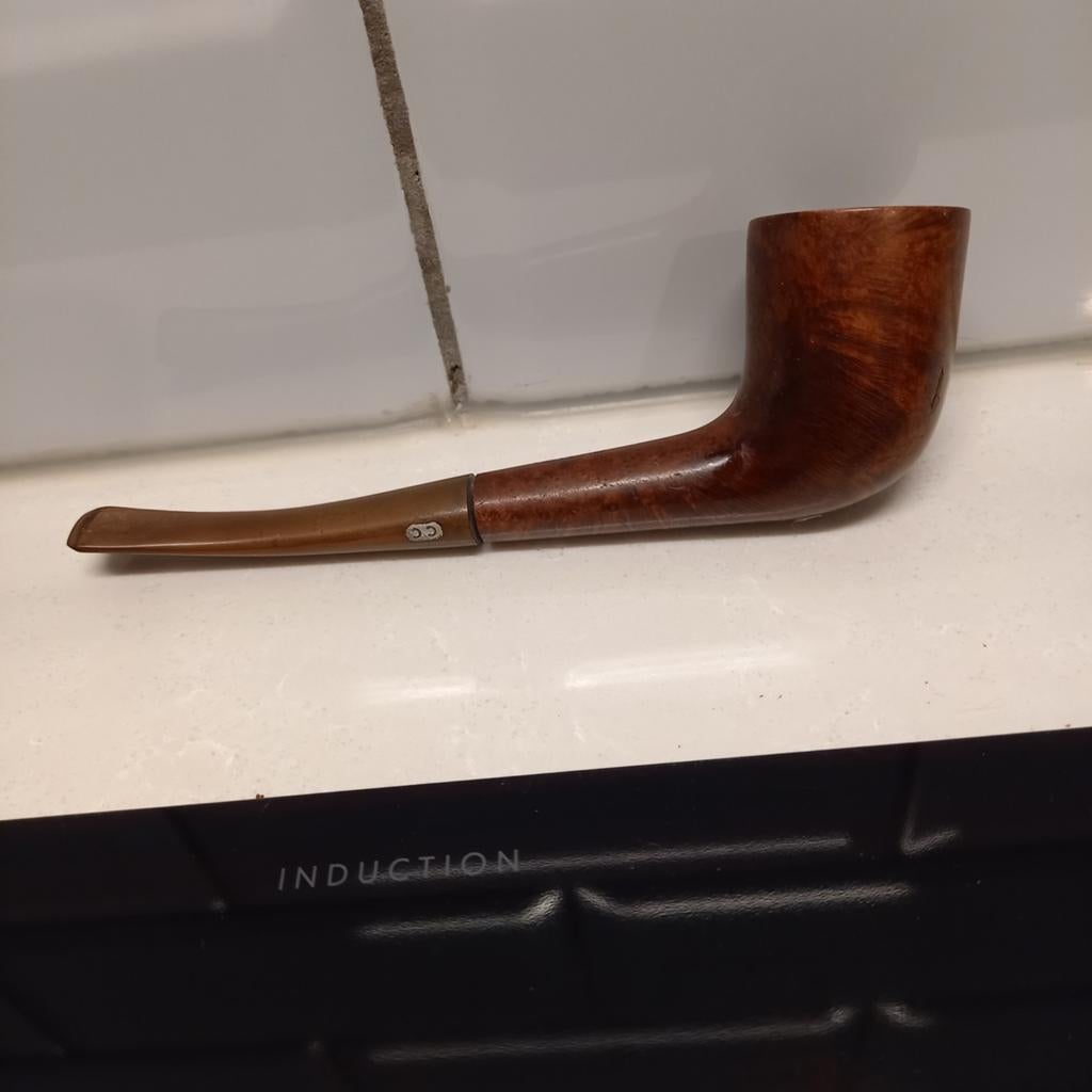 Chacom Bon 87 Tabakspijp – Klassieke Zulu/Dublin Shape

Besc, Ophalen of Verzenden, Zo goed als nieuw, Sigarenbandjes