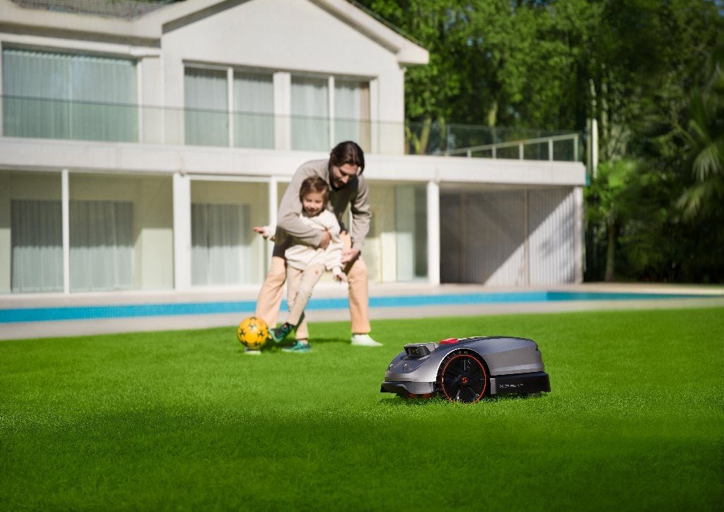 Sunseeker wireless X3 Gen 2 (800m²) robotmaaier, Sint Walburg 28, 6671AS Zetten, Nieuw, Ophalen of Verzenden, Mowrobotics