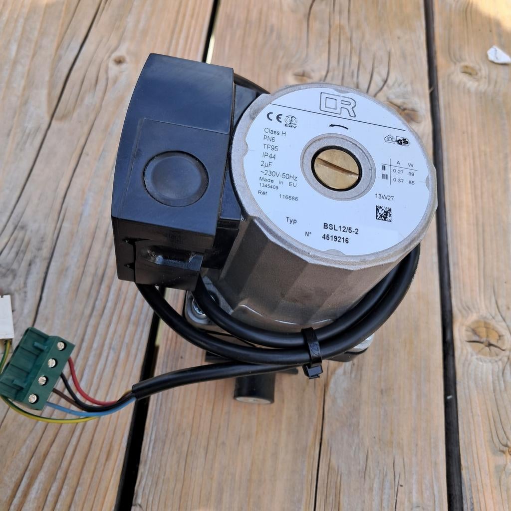Remeha avanta 28c pomp Type BSL12/5-2, Doe-het-zelf en Verbouw, Verwarming en Radiatoren, Gebruikt, Minder dan 30 cm, Cv-ketel of Combi-ketel
