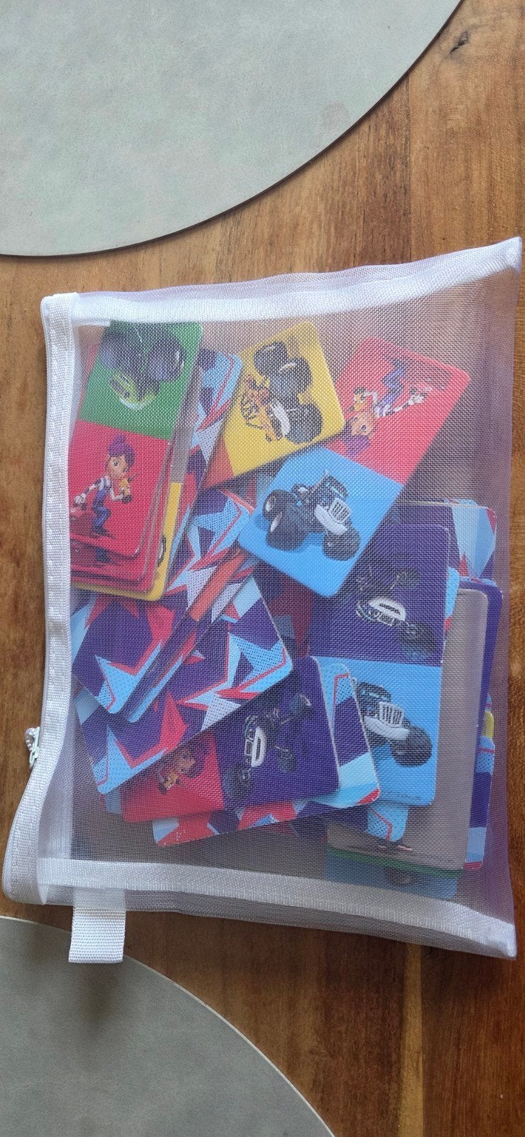 blaze en de monsterwielen dominos, Ophalen, Zo goed als nieuw