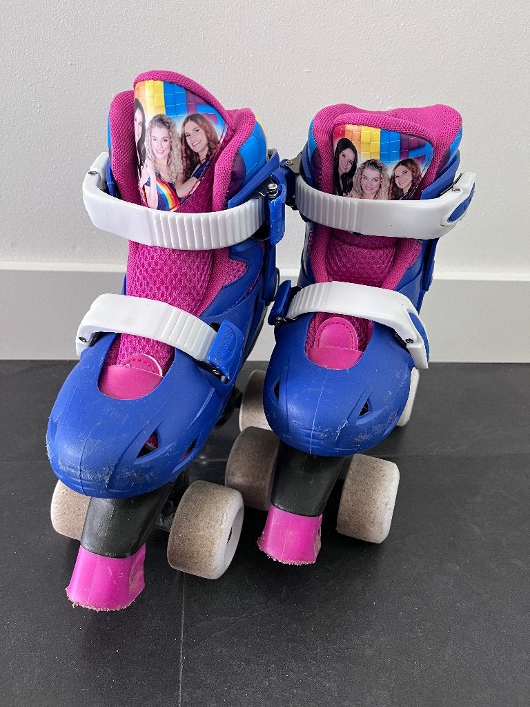 K3 rolschaatsen regenboog, Kinderen en Baby's, Speelgoed | Buiten | Rolschaatsen, Zo goed als nieuw, Kinderen, Verstelbaar, Ophalen