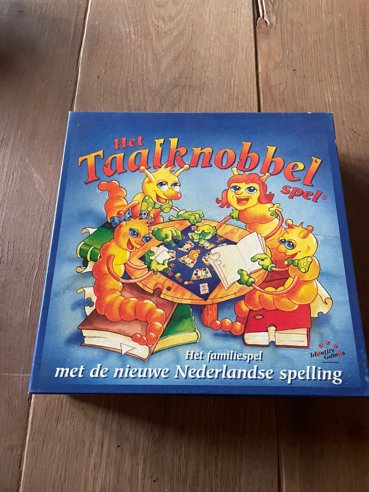 Taalknobbelspel vanaf 8 jaar, Ophalen of Verzenden, Zo goed als nieuw
