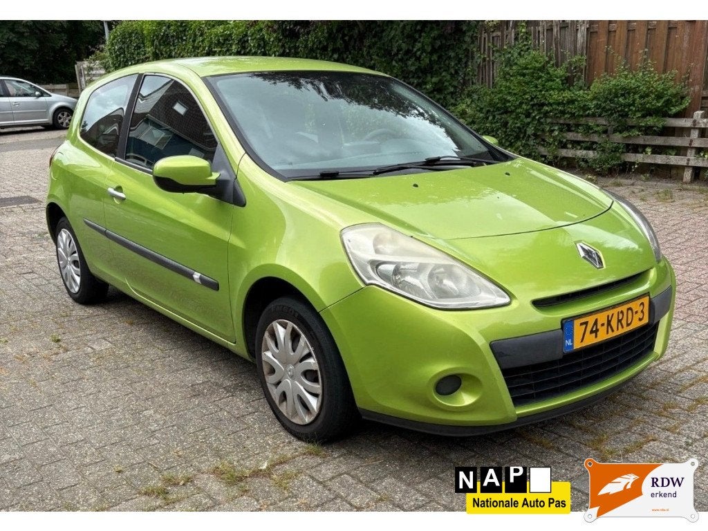 Renault Clio 1.2 Expression / Lage km / Navigatiescherm, Auto's, Renault, Bedrijf, Te koop, Clio, ABS, Airbags, Airconditioning