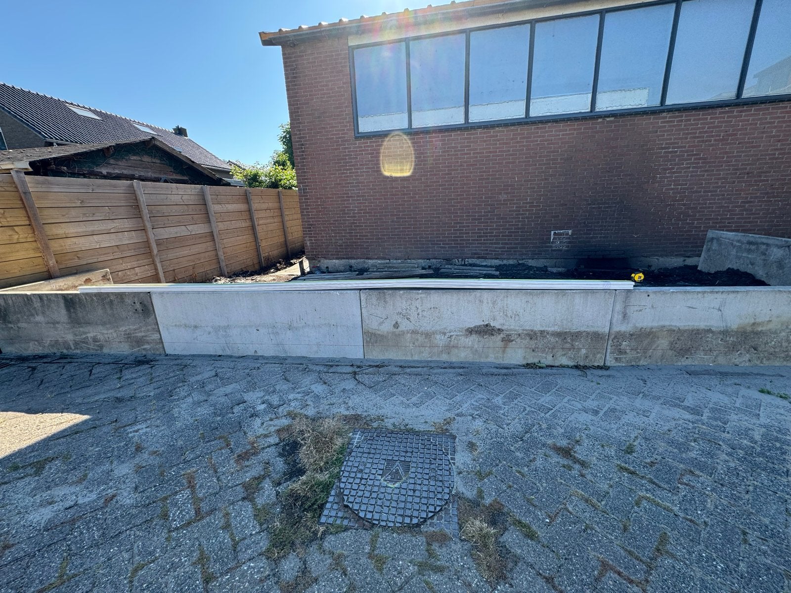 Nieuwe witte plinten (echt hout), ca 490 cm lang 9cm hoog, Ophalen, Overige materialen, Nieuw, 250 cm of meer