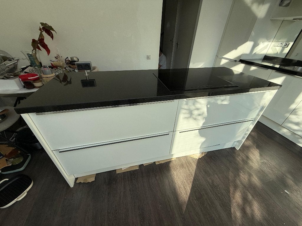 Moderne witte hoogglans eilandkeuken+boretti GEDEMONTEERD, Huis en Inrichting, Keuken | Complete keukens, Wit, Ophalen of Verzenden