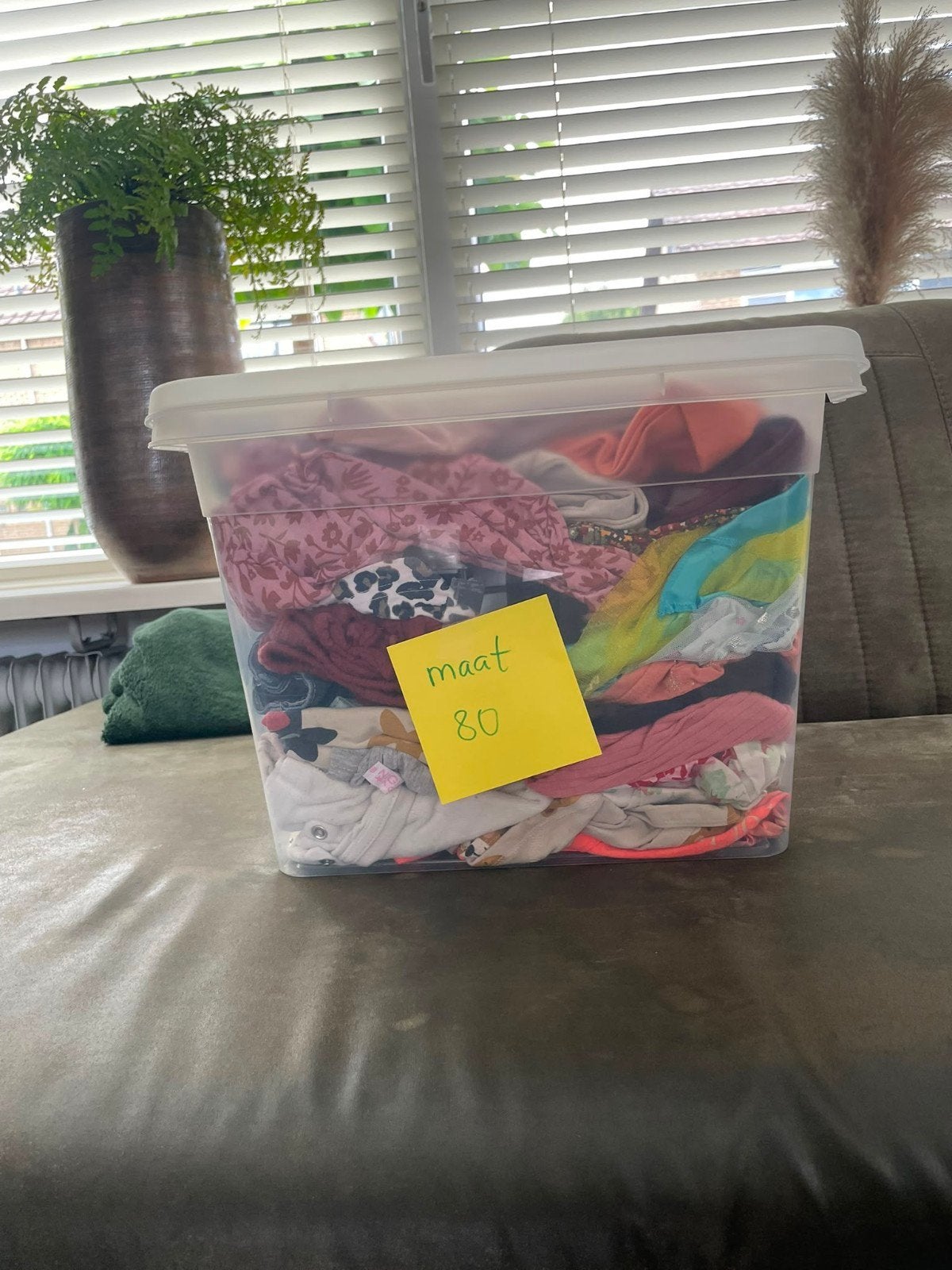 Groot meisjes kledingpakket maat 80, Ophalen, Zo goed als nieuw, Meisje