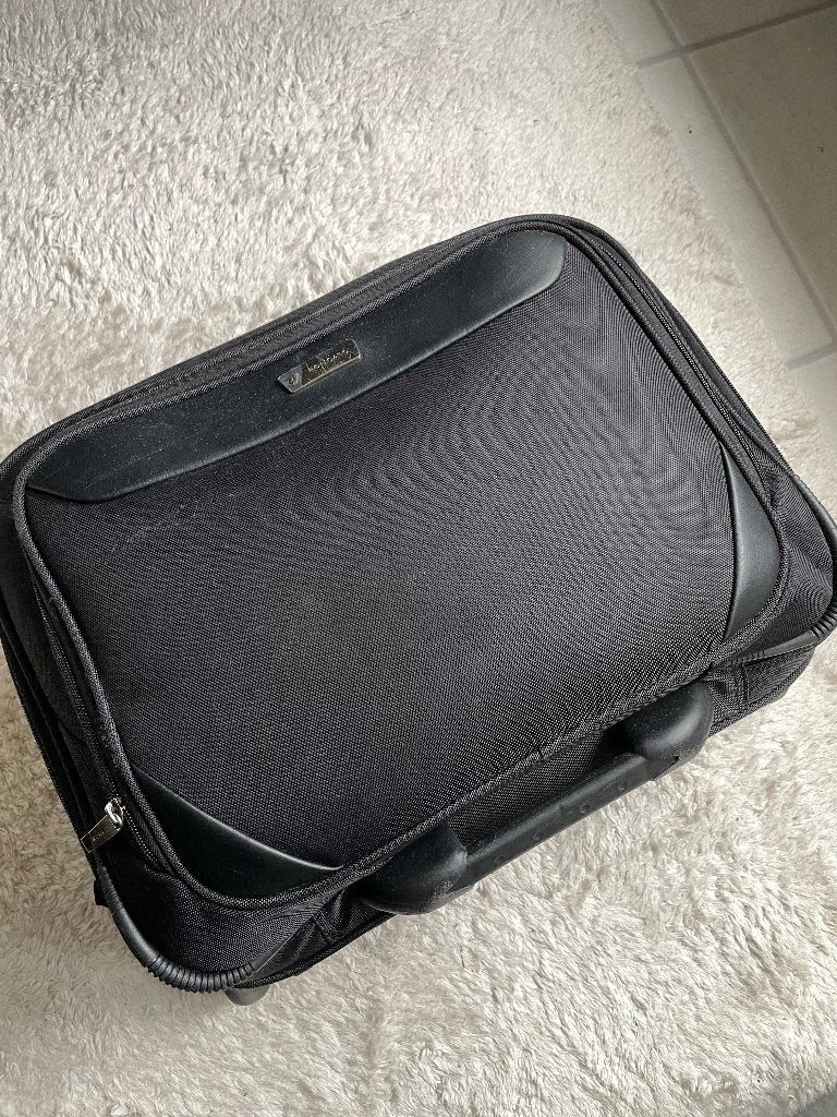 Roncato trolley, Sieraden, Tassen en Uiterlijk, Koffers, Wieltjes, Gebruikt, 50 tot 60 cm, Hard kunststof