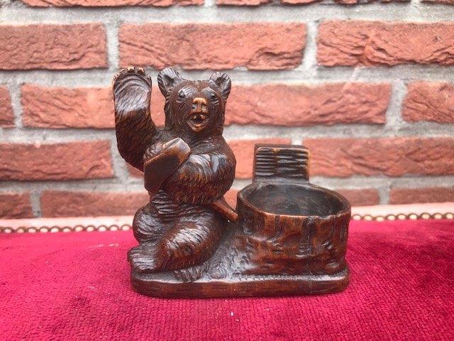 oud houten beeldje van een beer, Z-Duitsland, Houtsnijwerk, Minder dan 20 cm, Ophalen of Verzenden, Handgemaakt