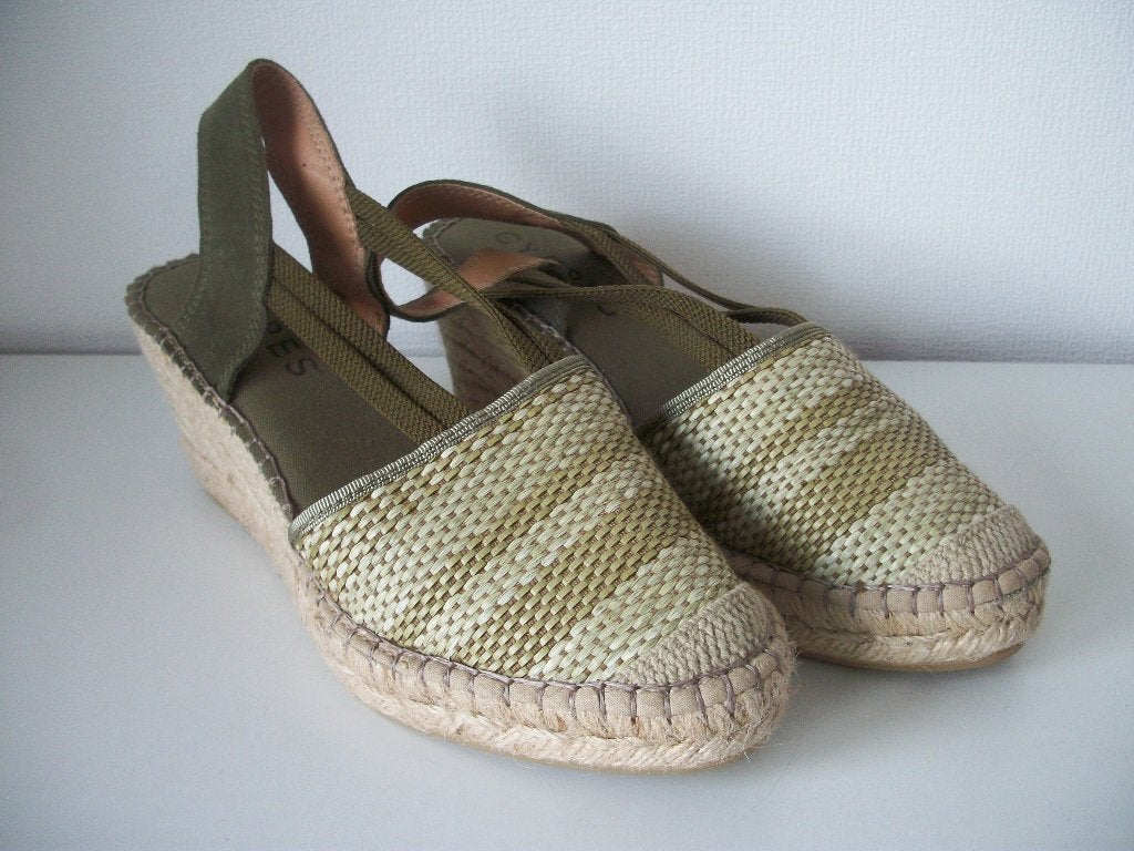 Sandalen Sleehak - Groen Beige - Leer - 38 - Cypres - Nieuw, Beige, Cypres, Nieuw, Sandalen of Muiltjes