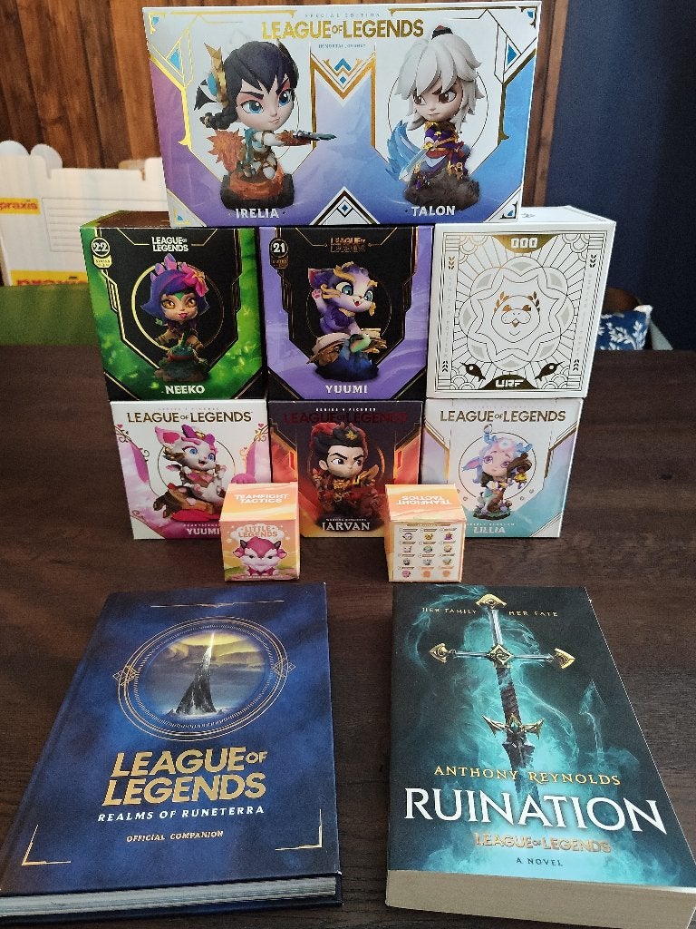 League of Legends - Riot games poppetjes en boeken, Verzamelen, Poppetjes en Figuurtjes, Ophalen of Verzenden, Zo goed als nieuw