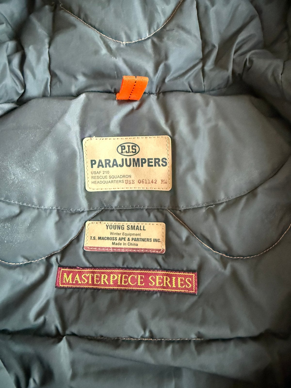 Foto 4 van Parajumpers maat Young Small