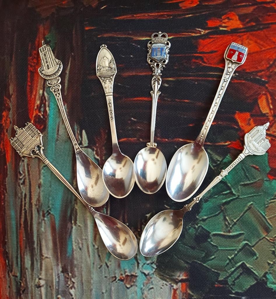 6 Oúde lepeltjes te koop in Leiderdorp.I.z g.s.!Verzameling., Ophalen