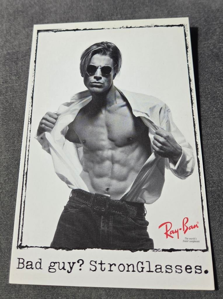 Bad guy? StronGlasses - Ray-Ban, Verzamelen, Verzenden, 1980 tot heden, Ongelopen, Overige thema's