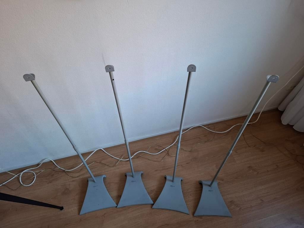 Universele speakersteunen op voet (set van 4), Ophalen of Verzenden, Gebruikt, Overige typen, Overige merken