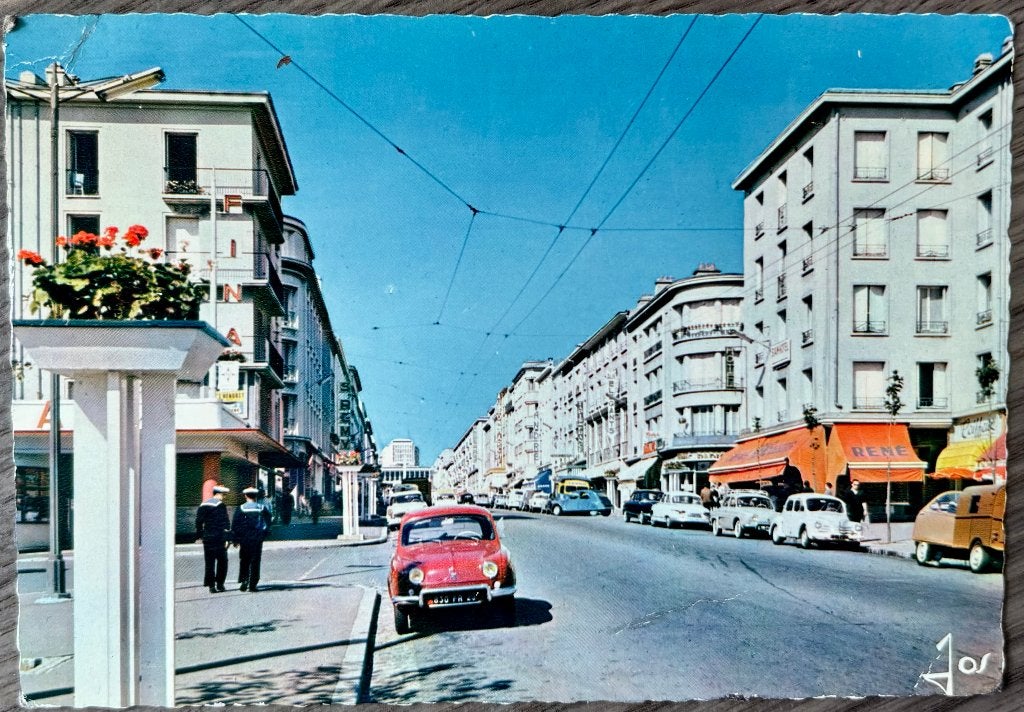 Auto's - Renault Dauphine - Brest - Frankrijk, Verzenden, 1940 tot 1960, Frankrijk