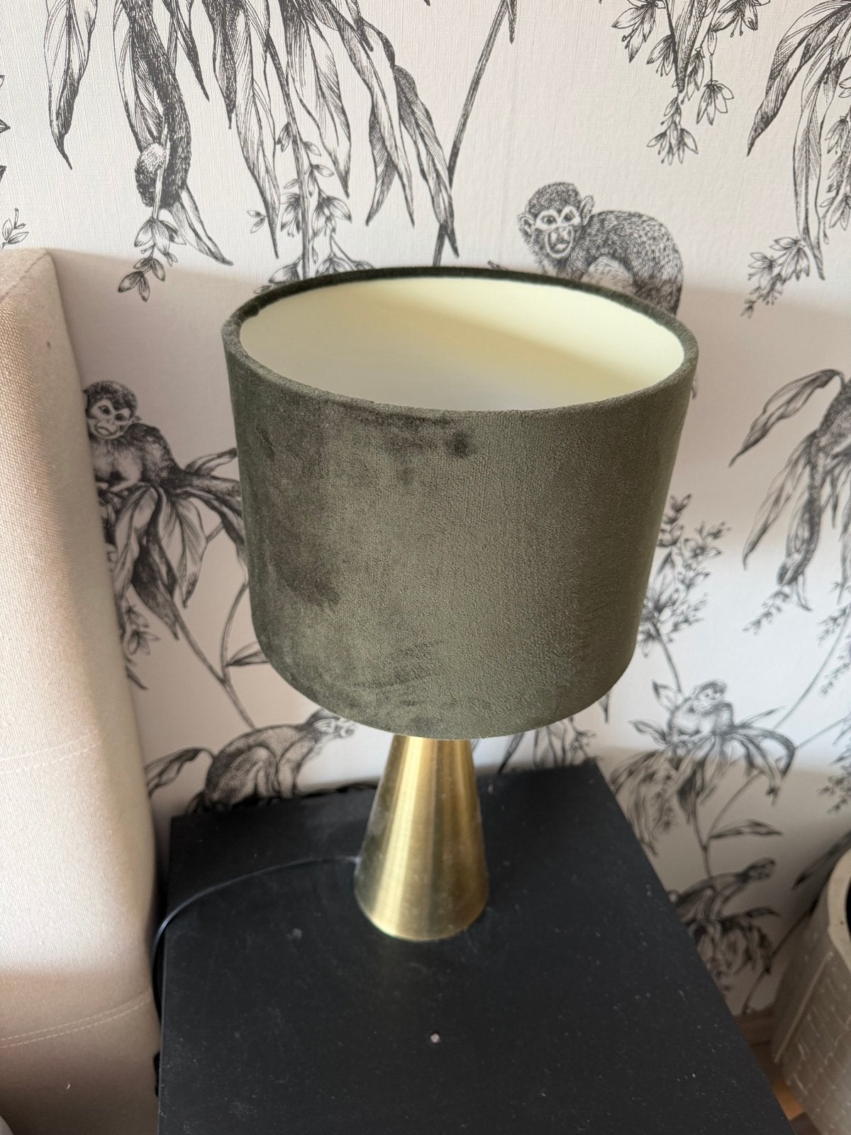 Set van 2 nachtlampjes met gouden voet en groene kap, Huis en Inrichting, Lampen | Tafellampen, Ophalen, Gebruikt, Goud, Nachtlamp