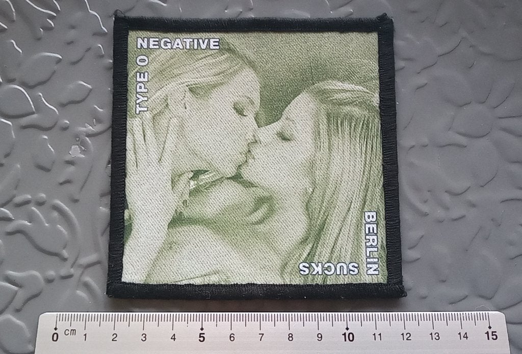 Type O Negative printed Berlin sucks  printed patch t98, Verzenden, Nieuw, Kleding