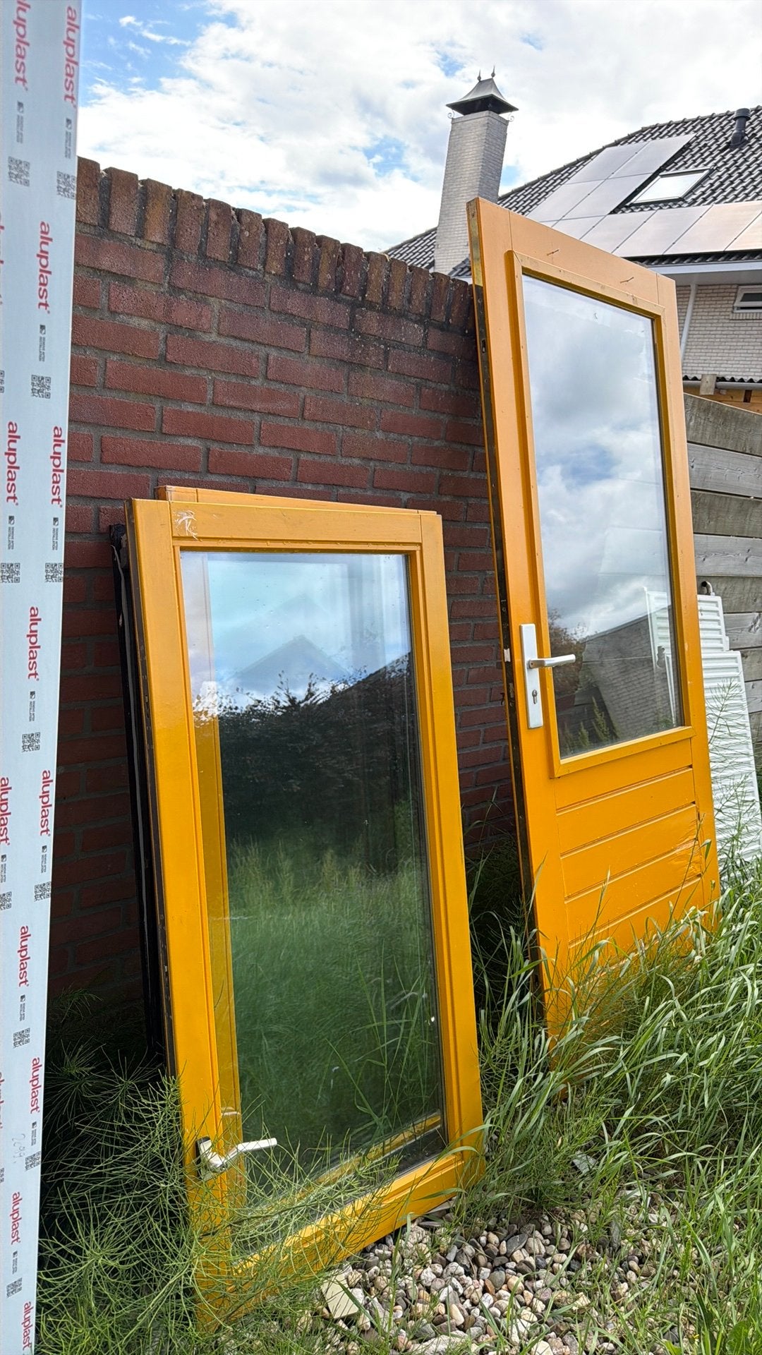Kozijnen 3 raam en 1 deur, Deurkozijn, Zo goed als nieuw, Hout, Ophalen