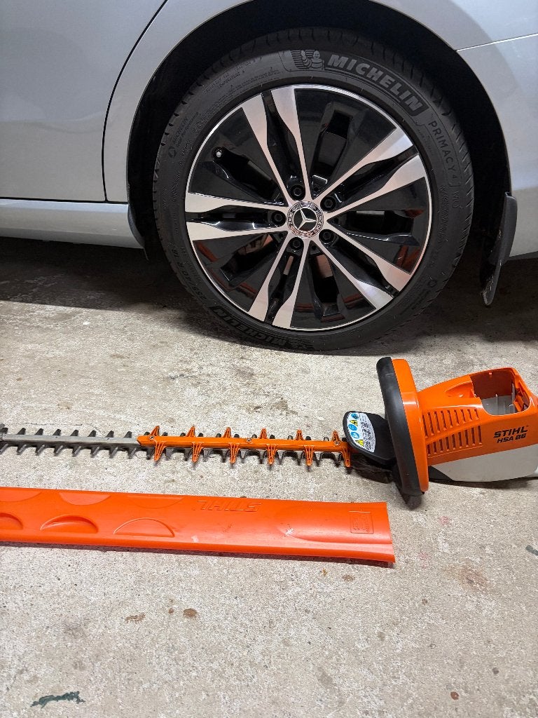 Z.G.A.N. STIHL HSA 86 Accu heggenschaar van particulier, Ophalen, Zo goed als nieuw, Accu, Stihl