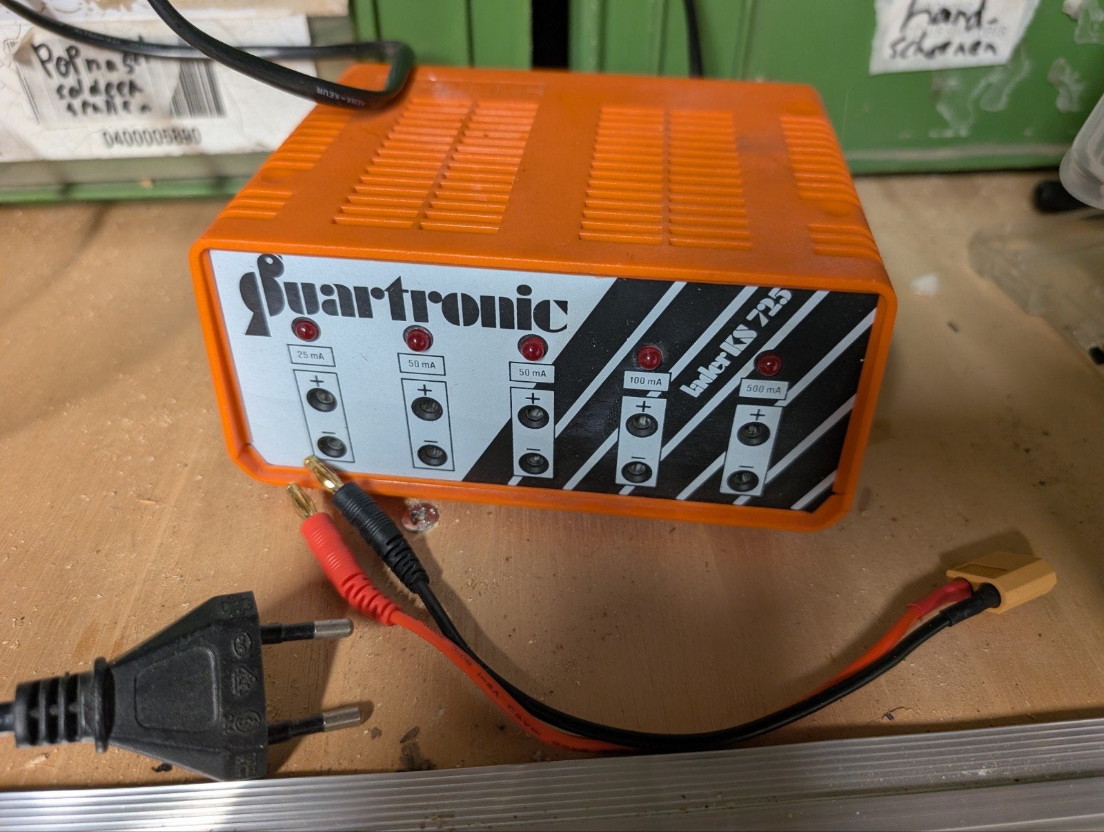 Suartronic KS-725 acculader., Ophalen, Overige schalen, Onderdeel