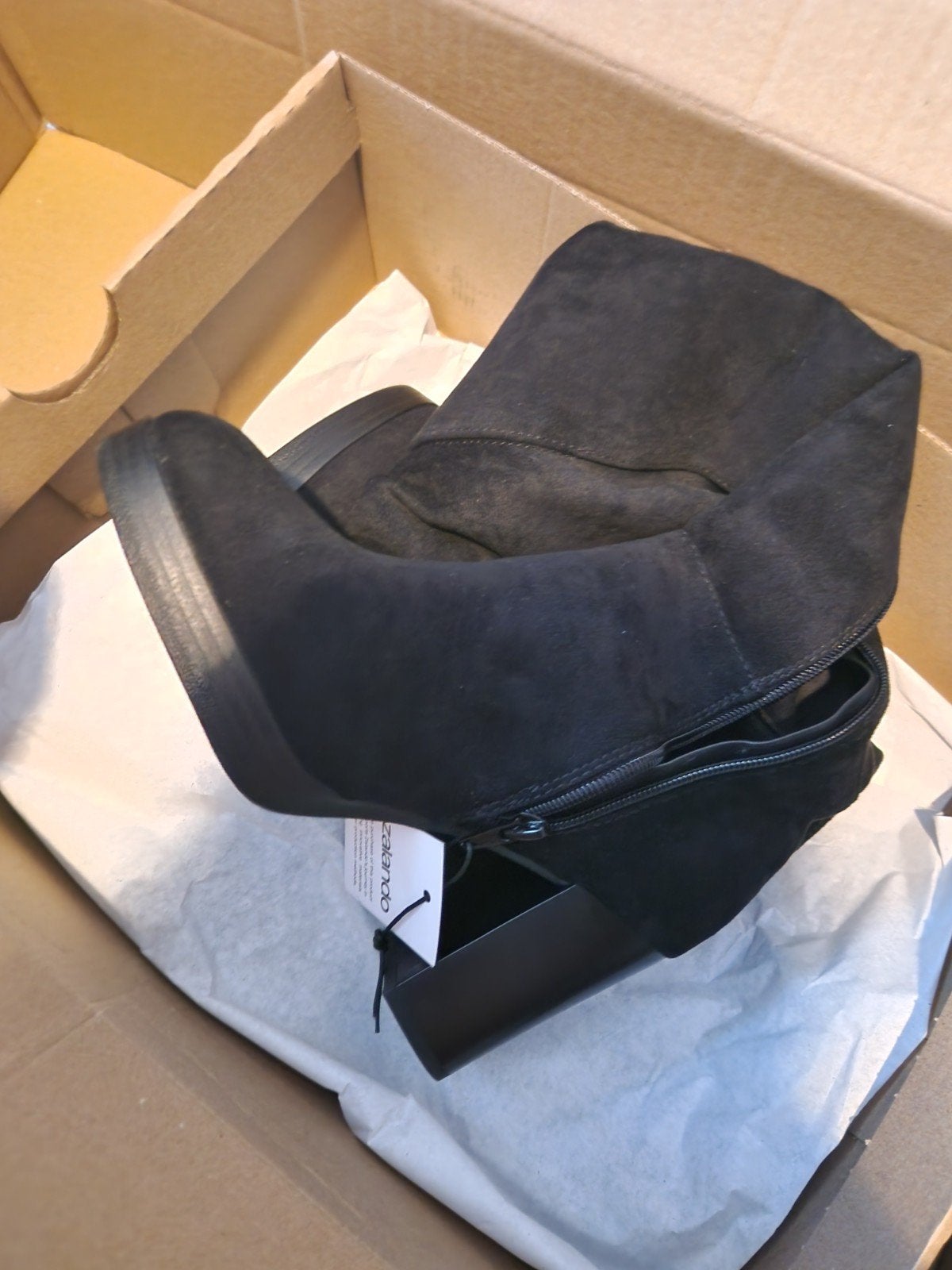 Zwarte suède overknee laarzen  nieuw in doos, Hoge laarzen, Zwart, Nieuw, Ophalen of Verzenden
