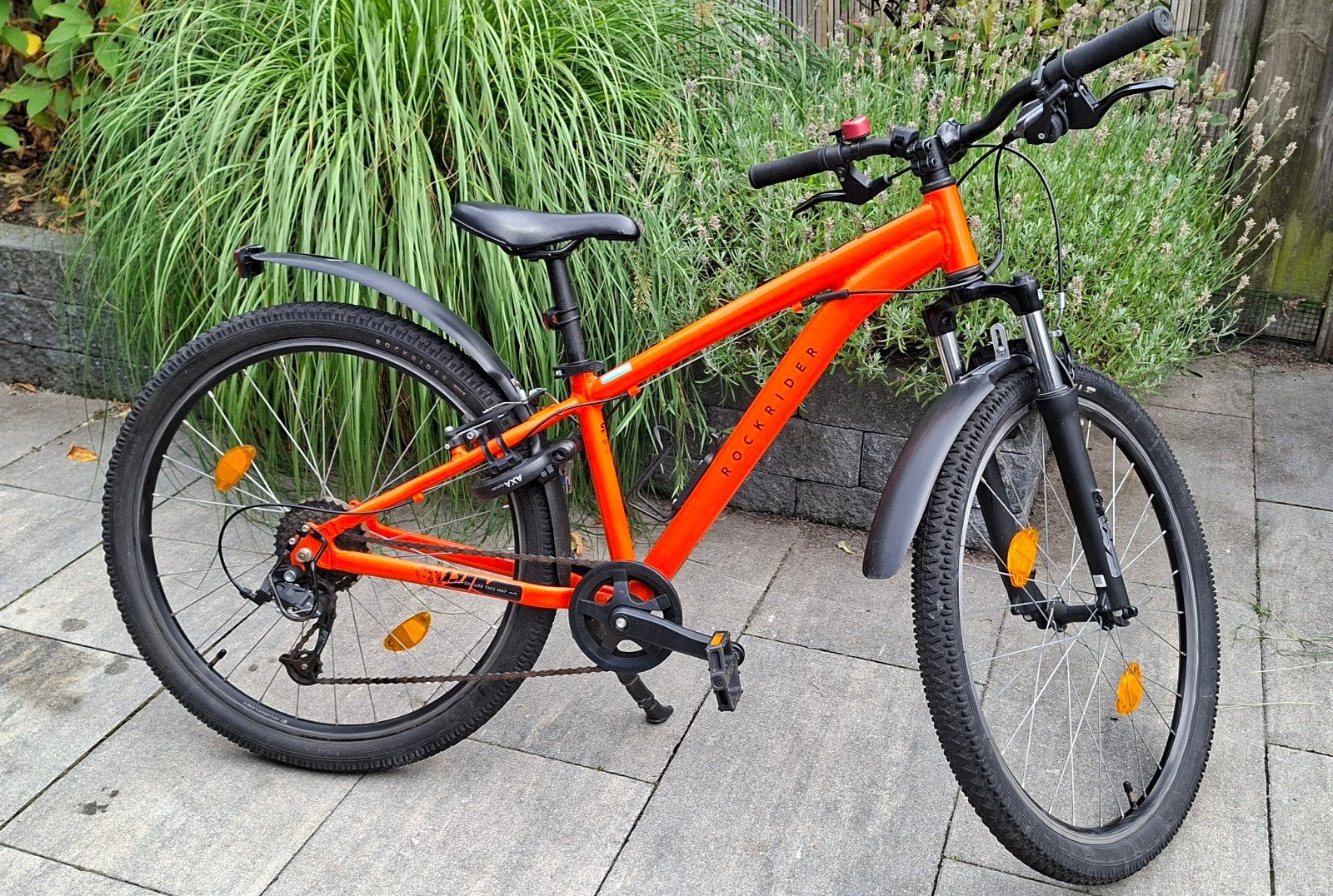 Btwin Rockrider 26 inch mountainbike met slot en spatborden, Fietsen en Brommers, Ophalen, Zo goed als nieuw, Overige merken